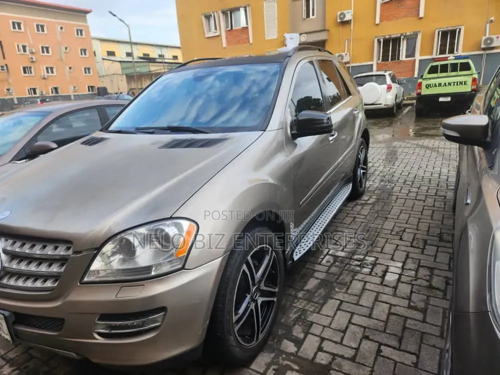 Mercedes-Benz M Class 2007 Gold