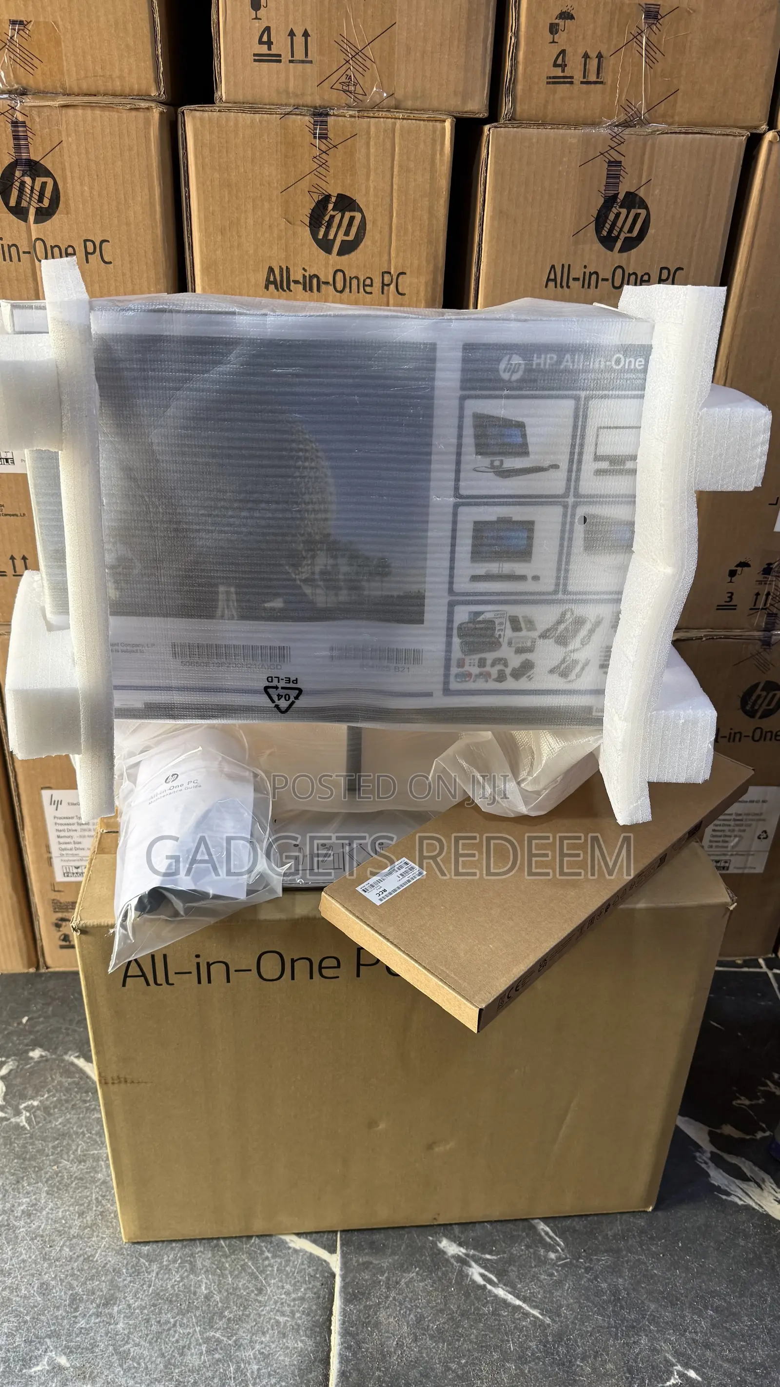 New Desktop Computer HP ProOne 600 8GB Intel Core i5 SSD 256GB