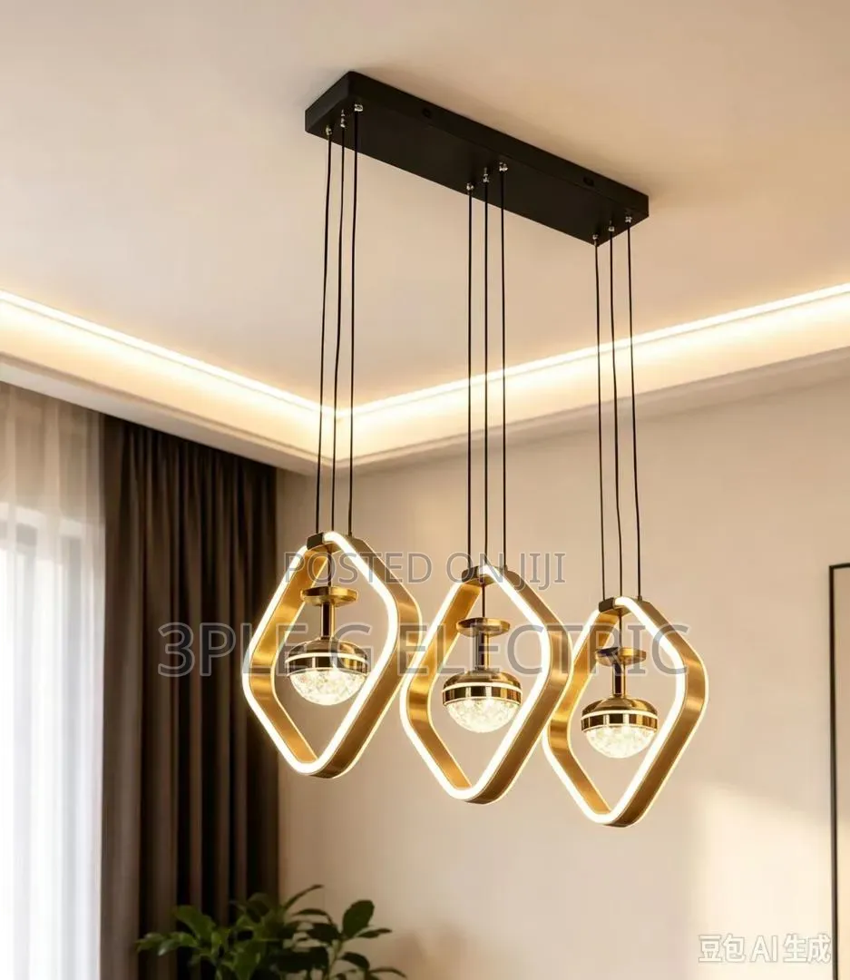 Golden Dropping Chandelier for Luxury Homes