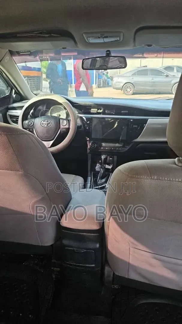 Toyota Corolla L 4dr Sedan (1.8L 4cyl 4A) 2015 Green