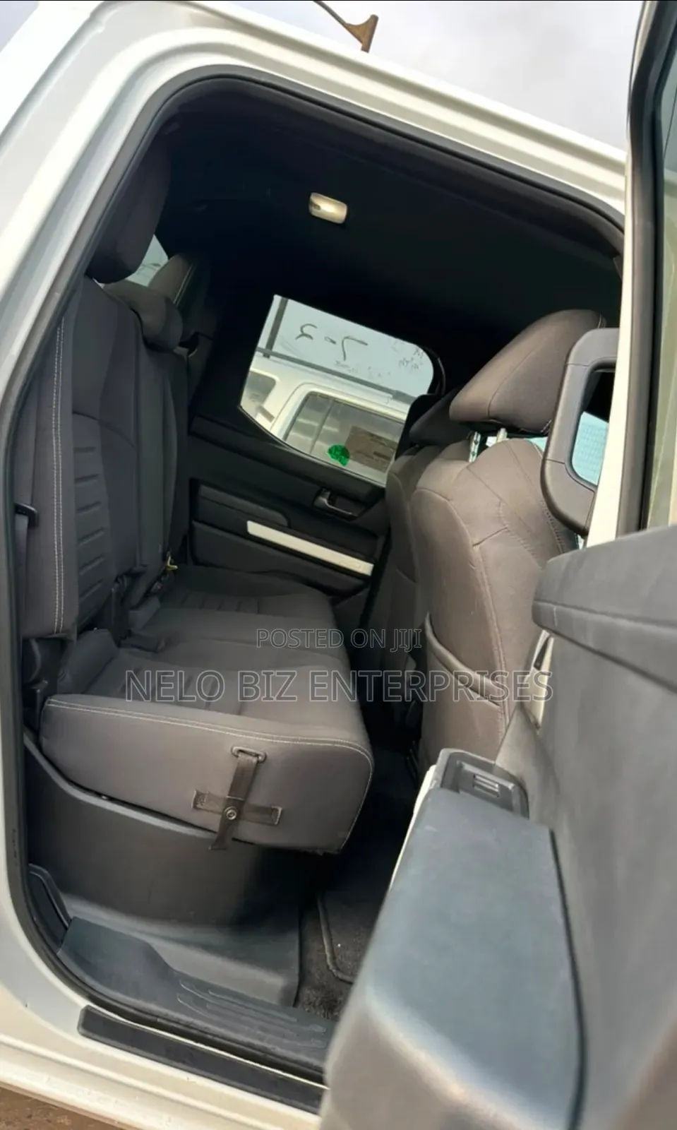 Toyota Tacoma 2024 White
