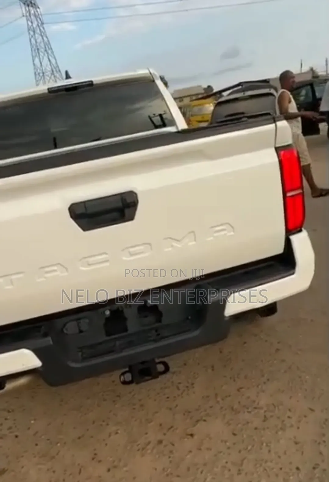 Toyota Tacoma 2024 White