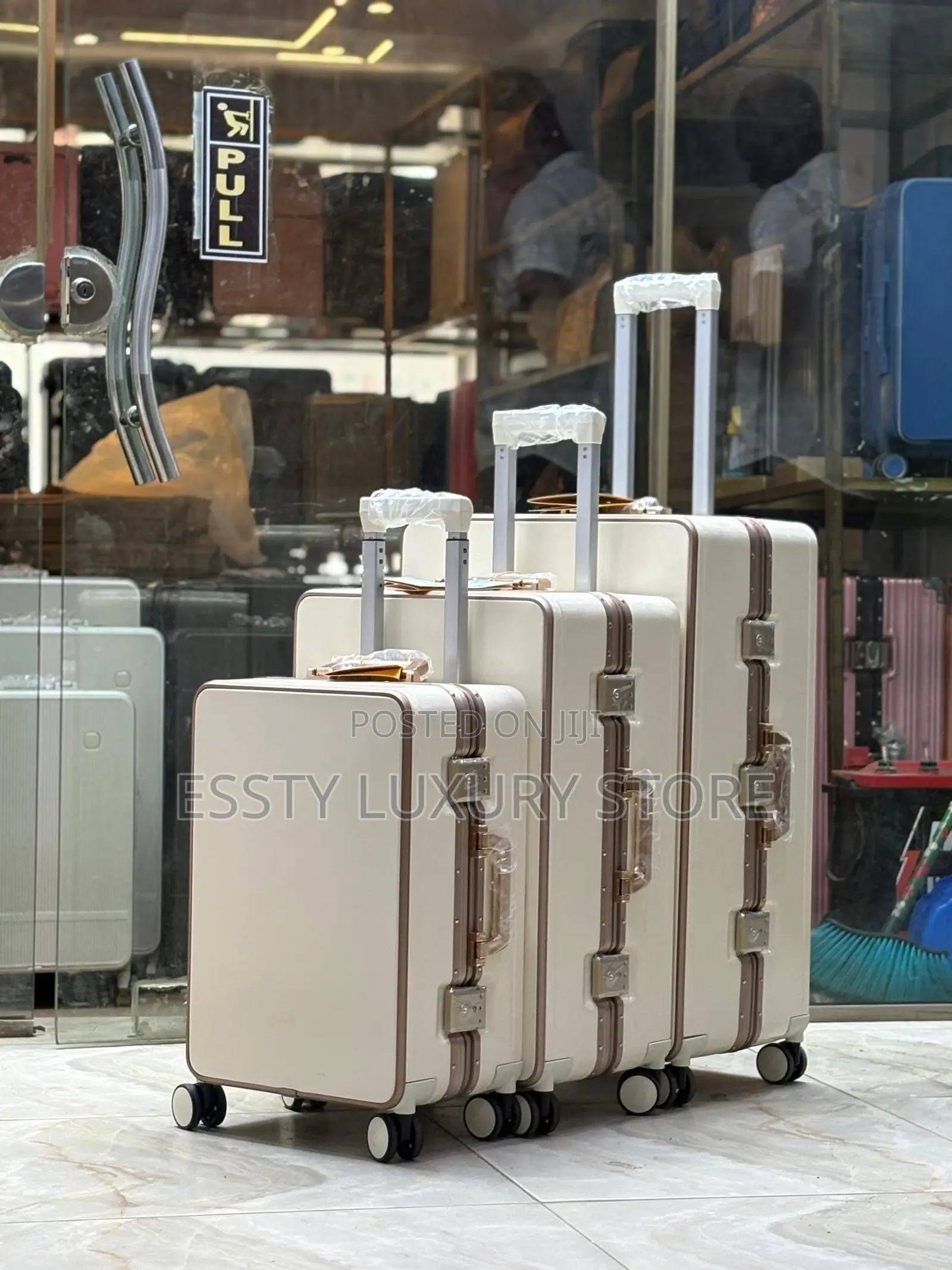 High Quality Luxury Three Set of Traveling Box