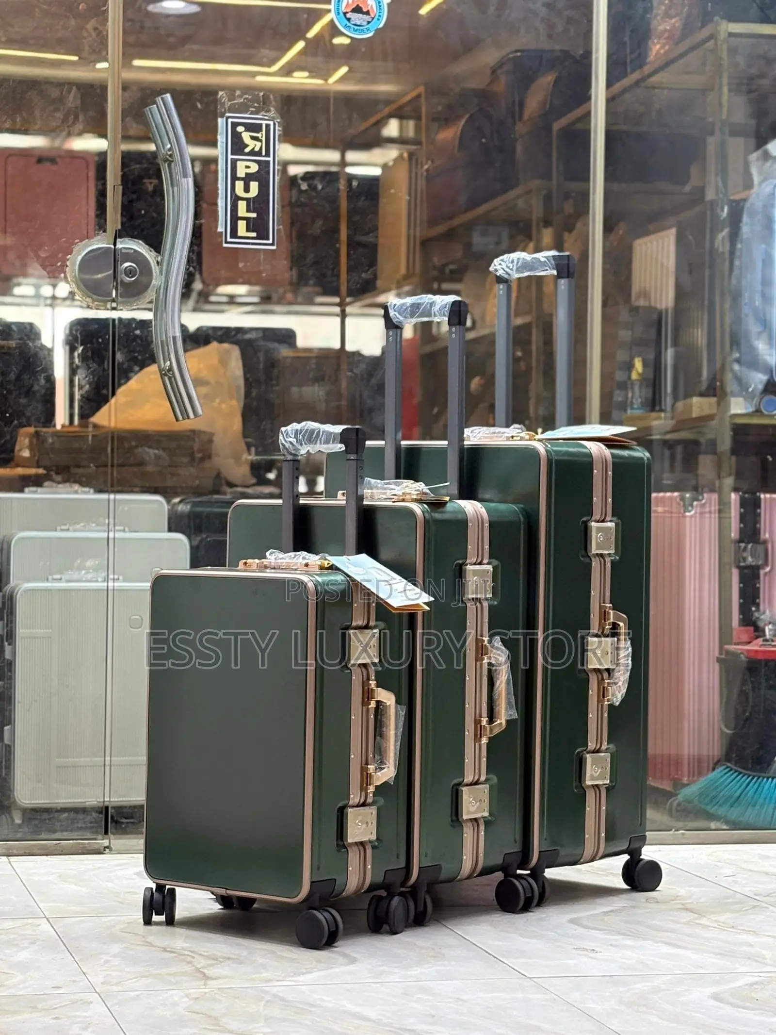High Quality Luxury Three Set of Traveling Box