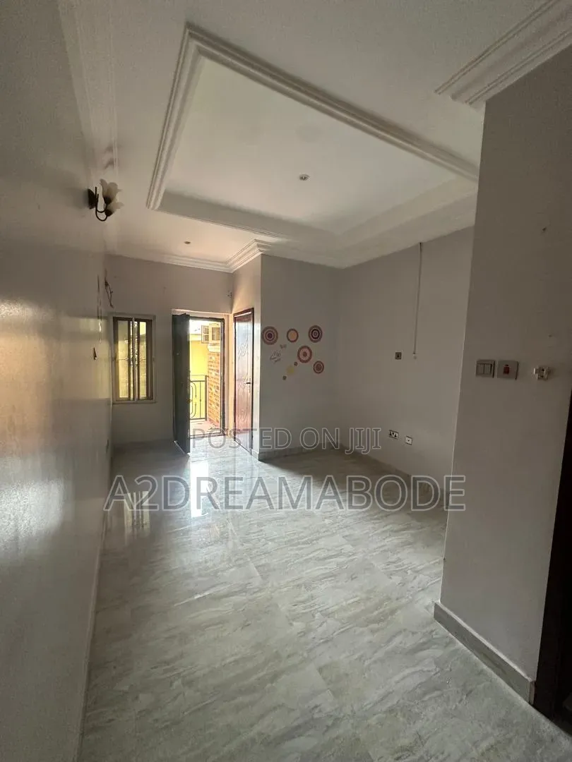 3bdrm Duplex in Gbagada, Millenuim/UPS for rent