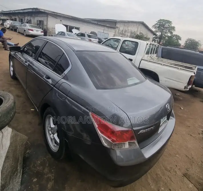 Honda Accord 2.0 i-VTEC 2009 Gray