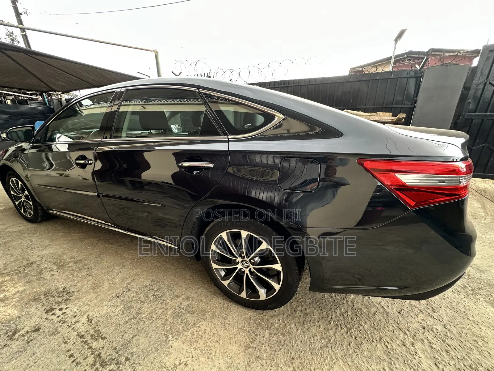 Toyota Avalon XLE Premium Sedan FWD (3.5L 6cyl 6A) 2017 Black