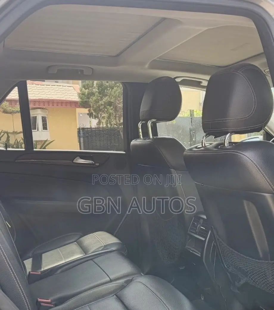 Mercedes-Benz M Class ML 350 4Matic 2012 Gray