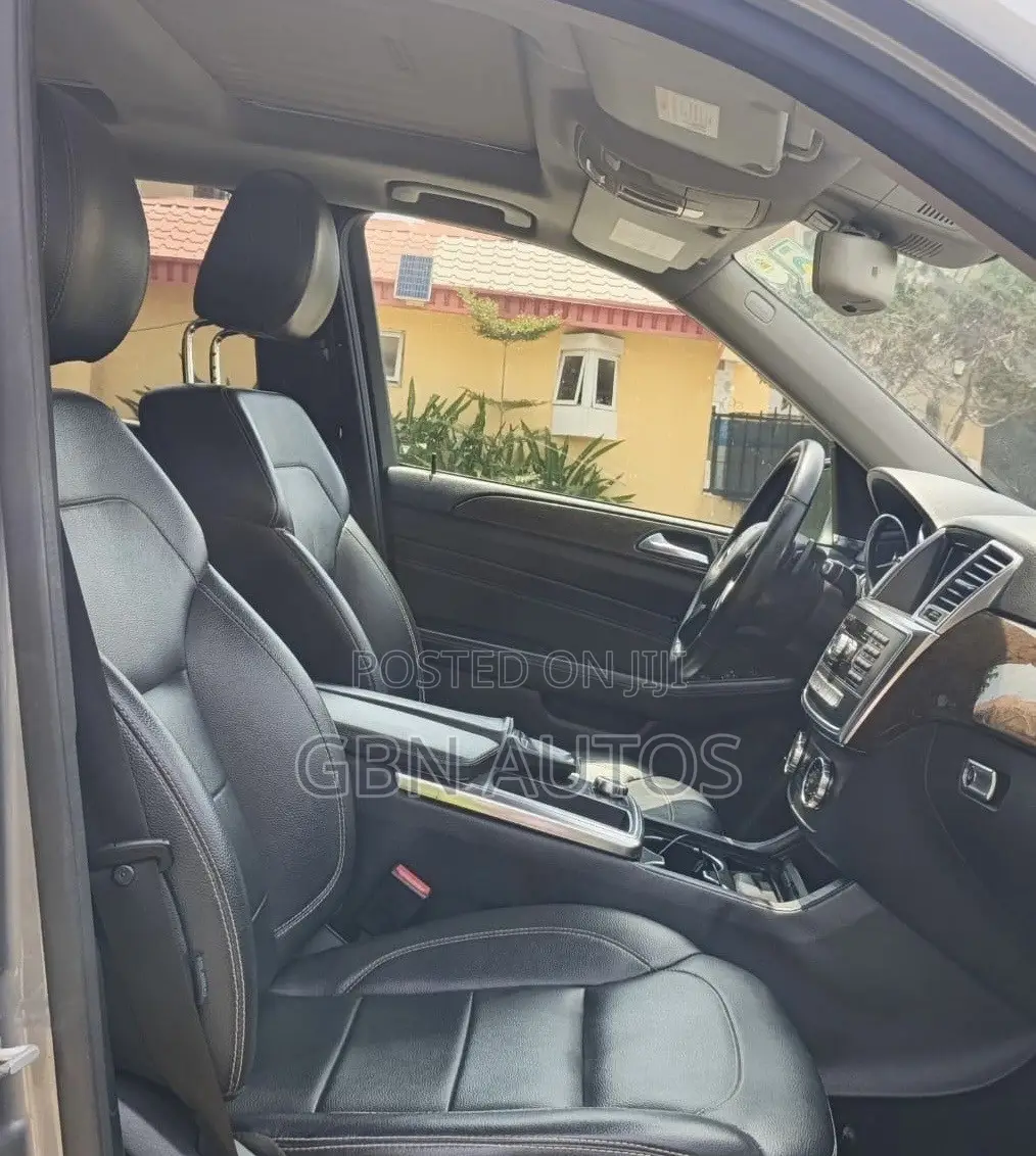 Mercedes-Benz M Class ML 350 4Matic 2012 Gray