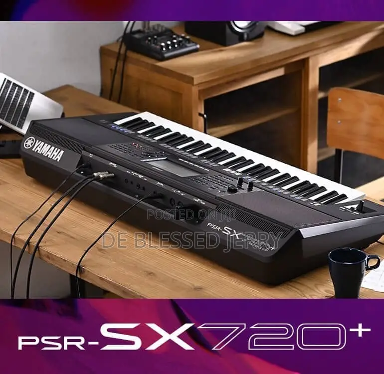 Yamaha PSR SX 720+