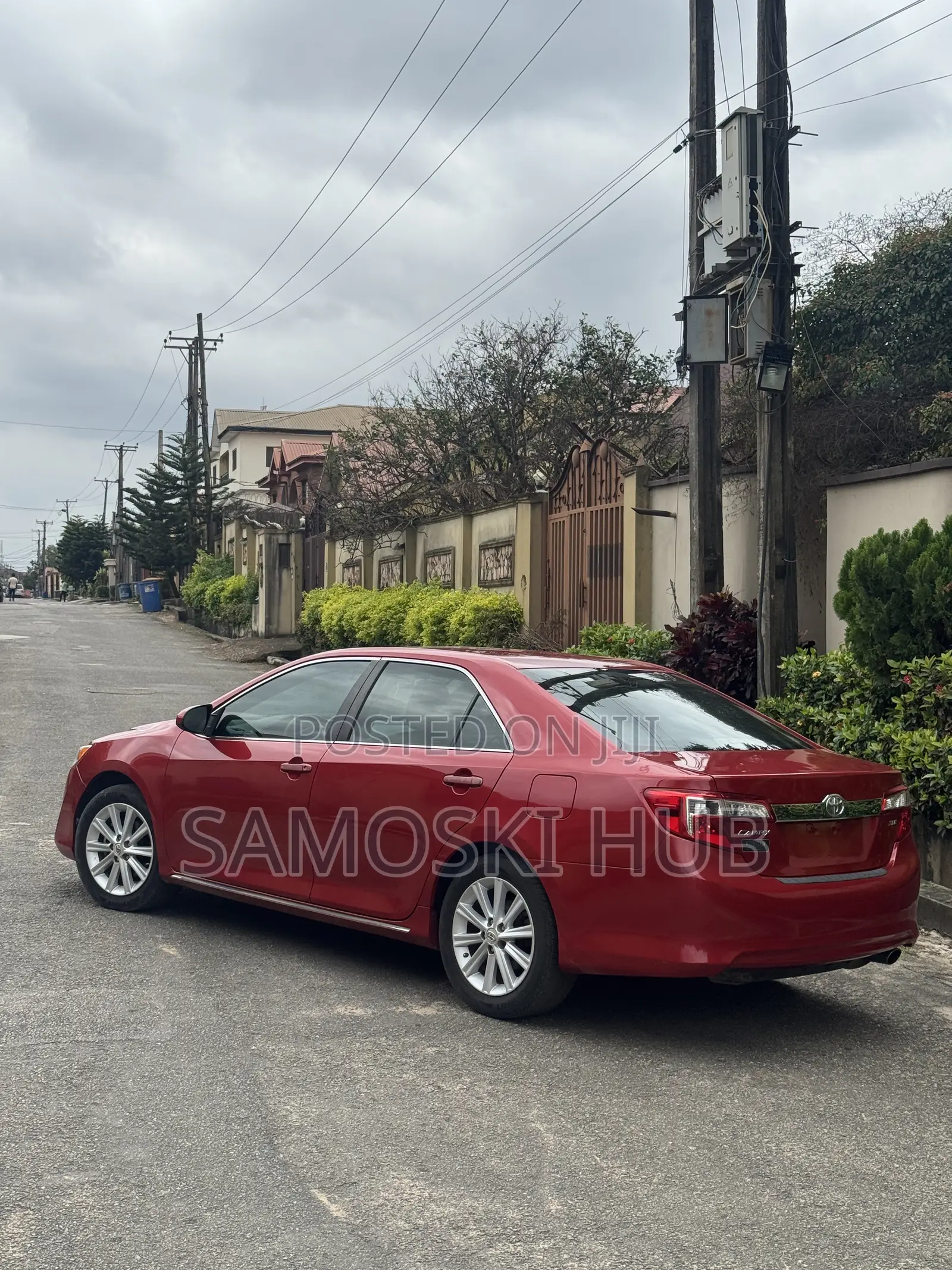 Toyota Camry 2013 Red