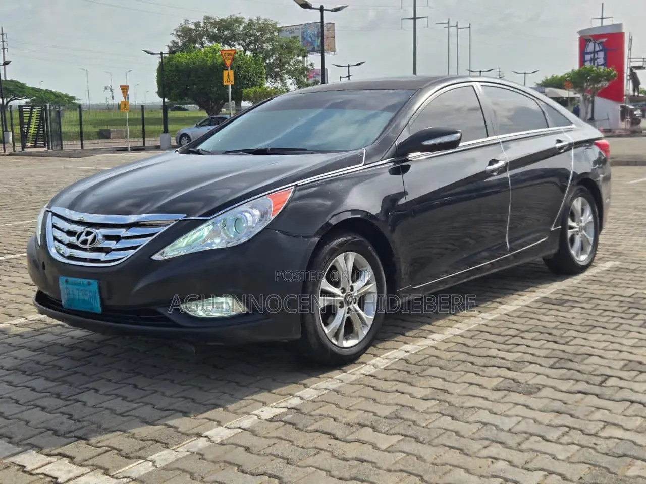 Hyundai Sonata 2011 Black