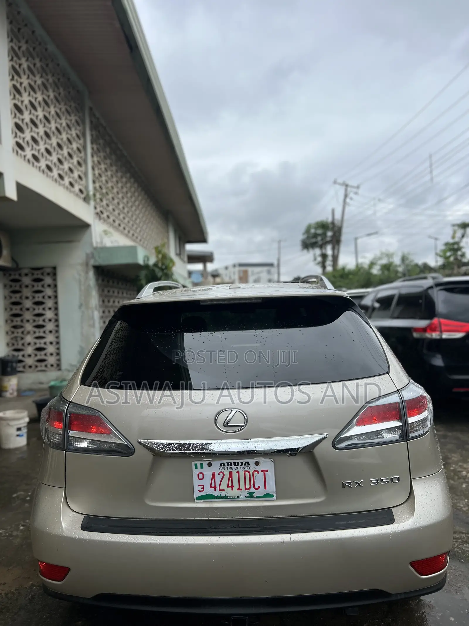 Lexus RX 350 FWD 2013 Gold
