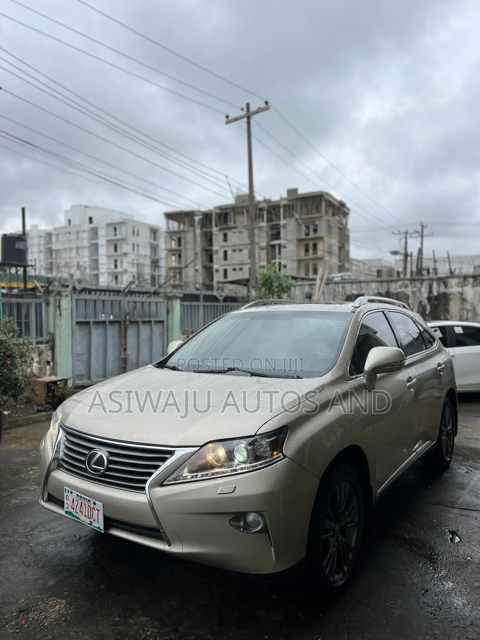 Lexus RX 350 FWD 2013 Gold