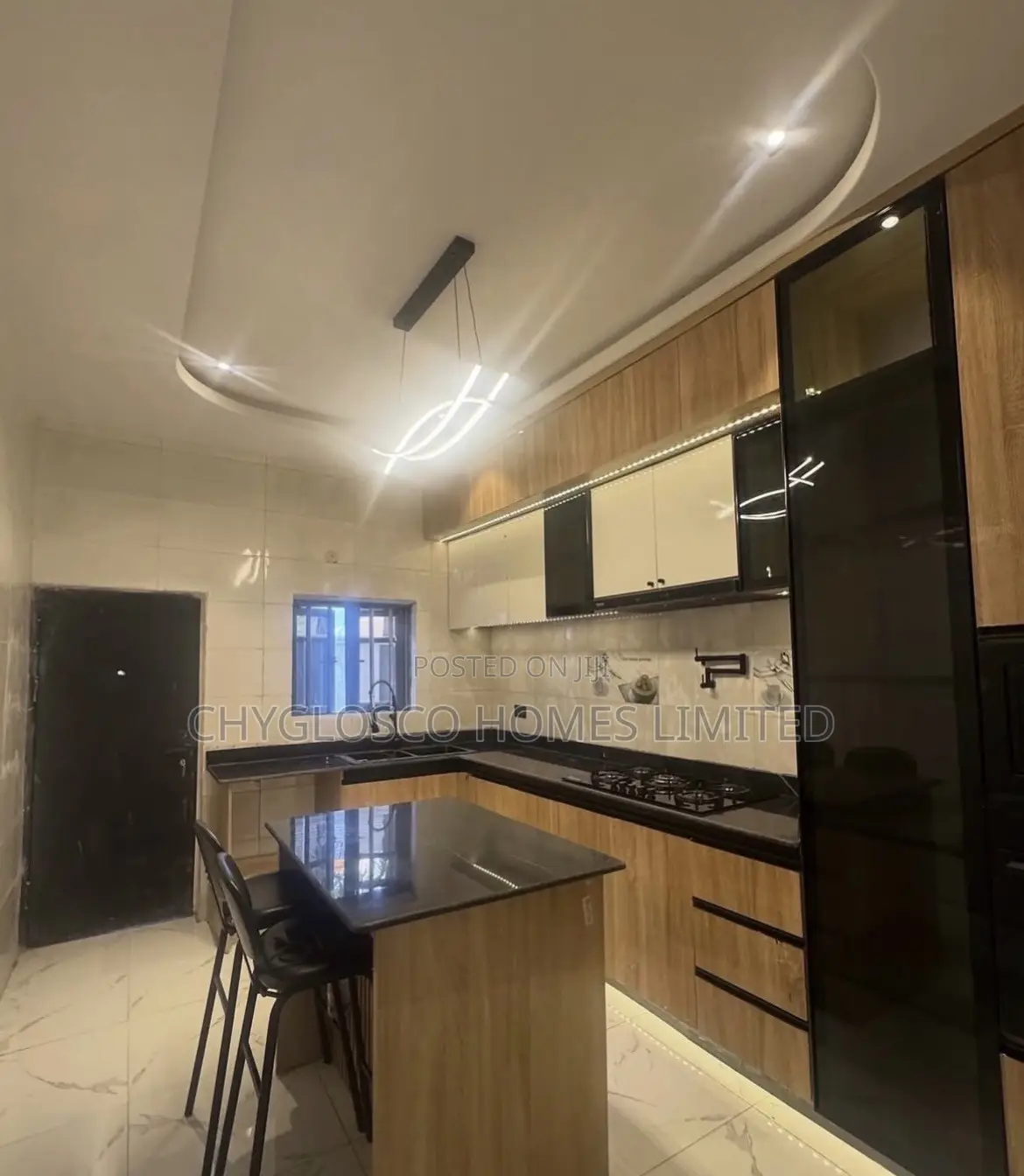4bdrm Duplex in Dana Estate, Ruuodomaya for sale
