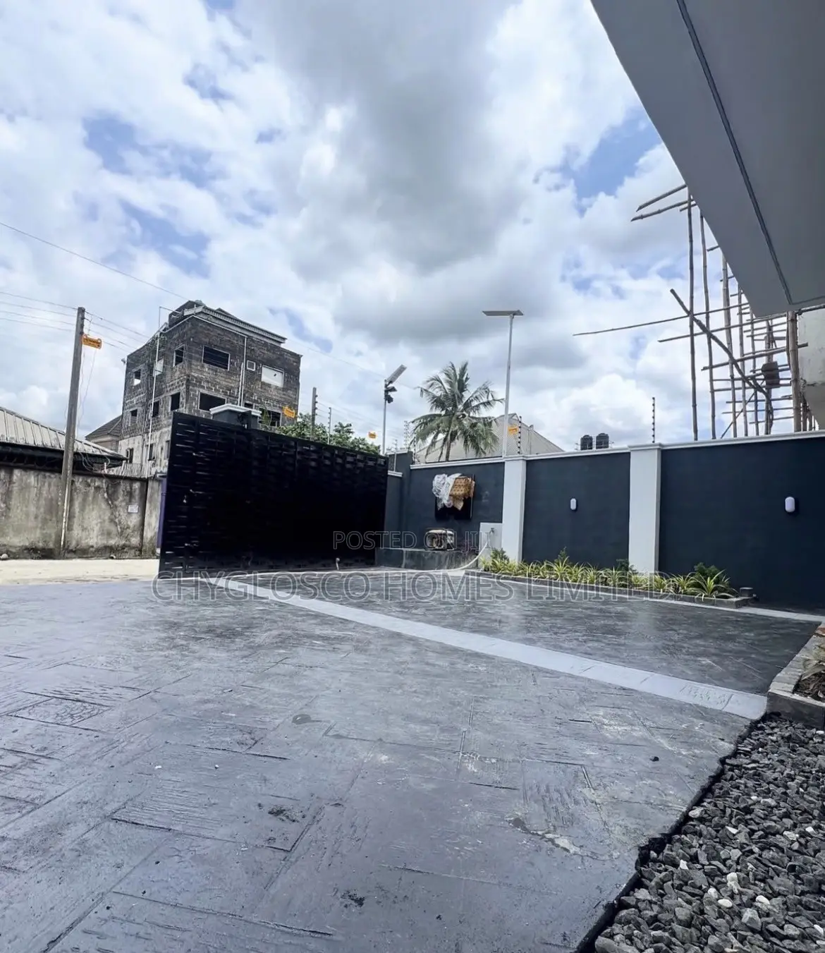 4bdrm Duplex in Dana Estate, Ruuodomaya for sale