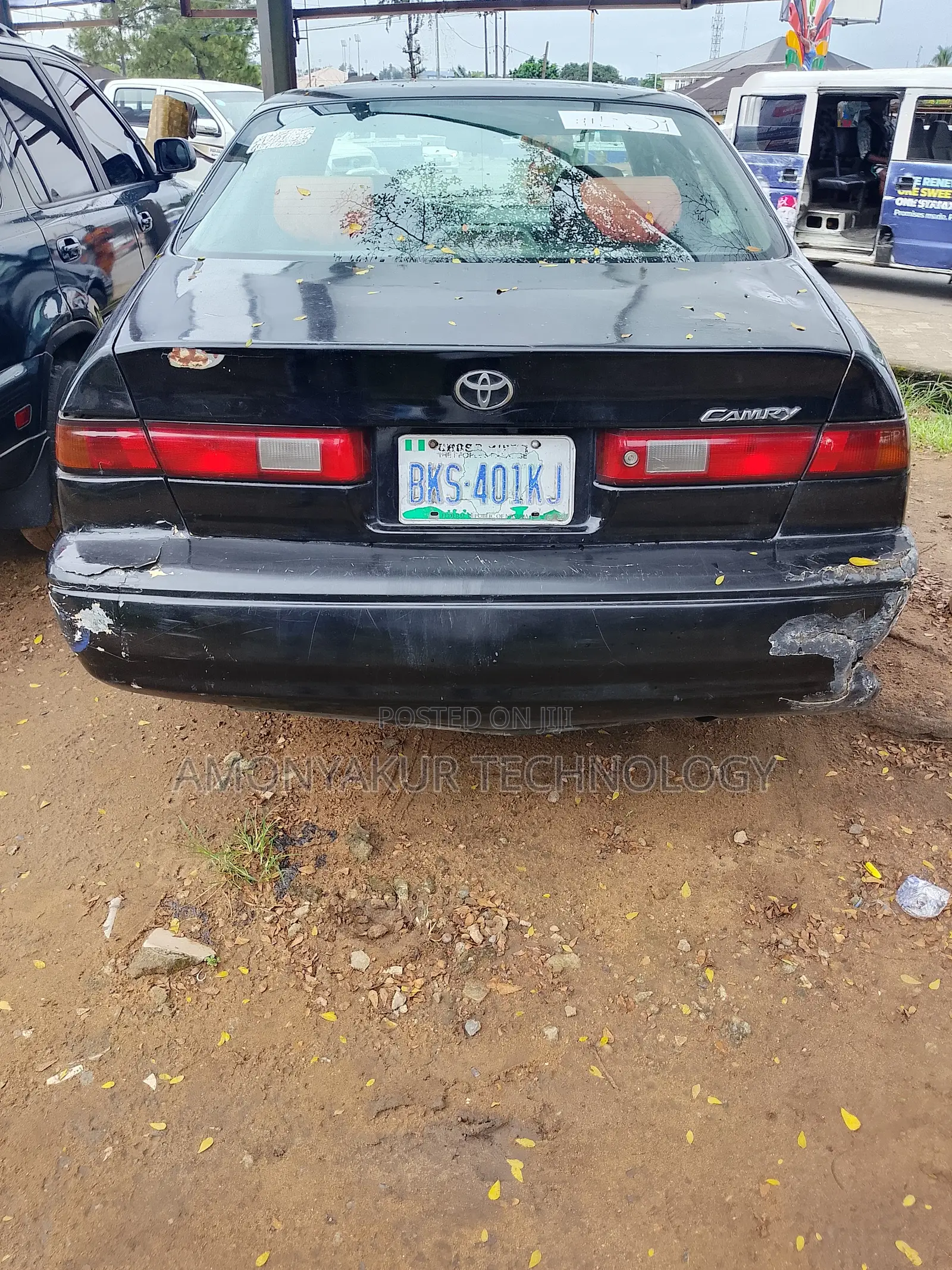 Toyota Camry 2000 Black