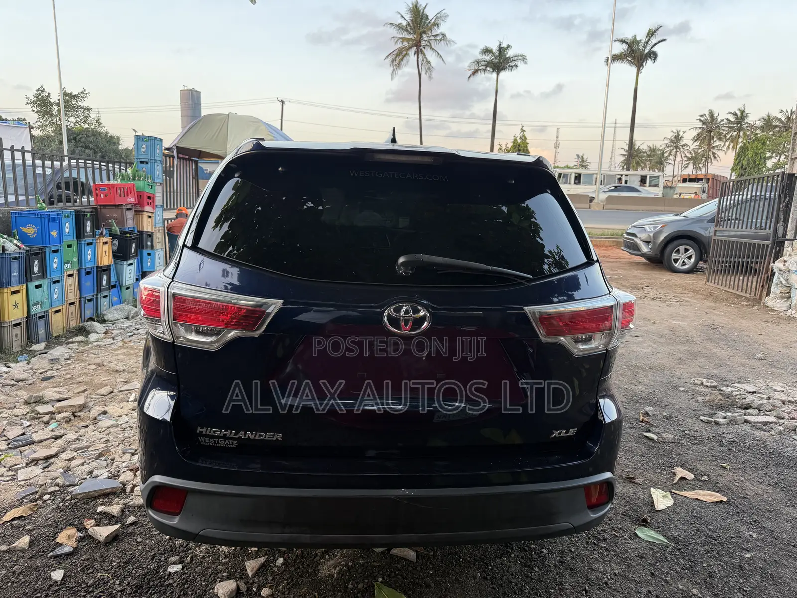 Toyota Highlander XLE V6 4x4 (3.5L 6cyl 6A) 2016 Blue