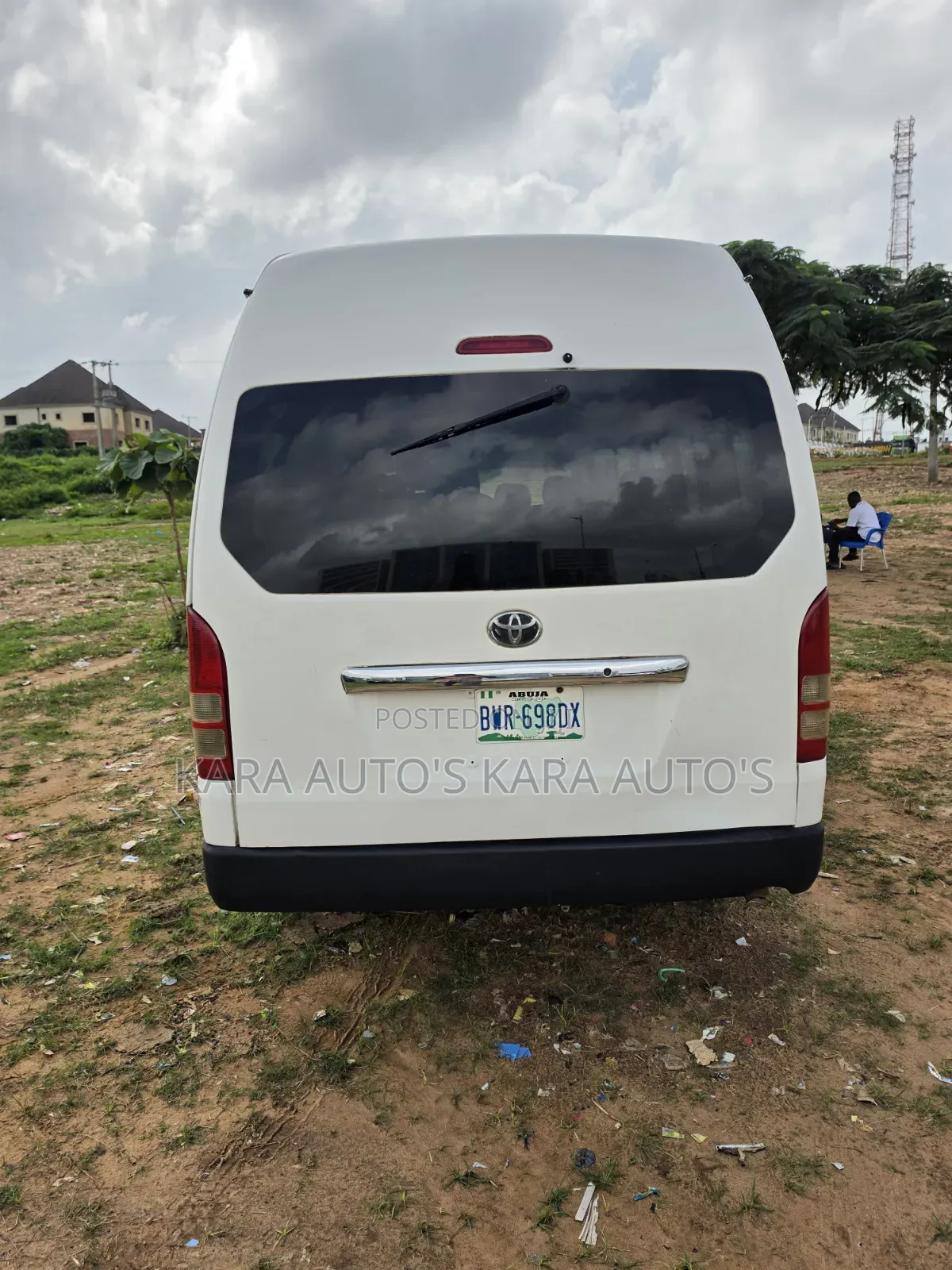 Toyota HiAce 2012 White