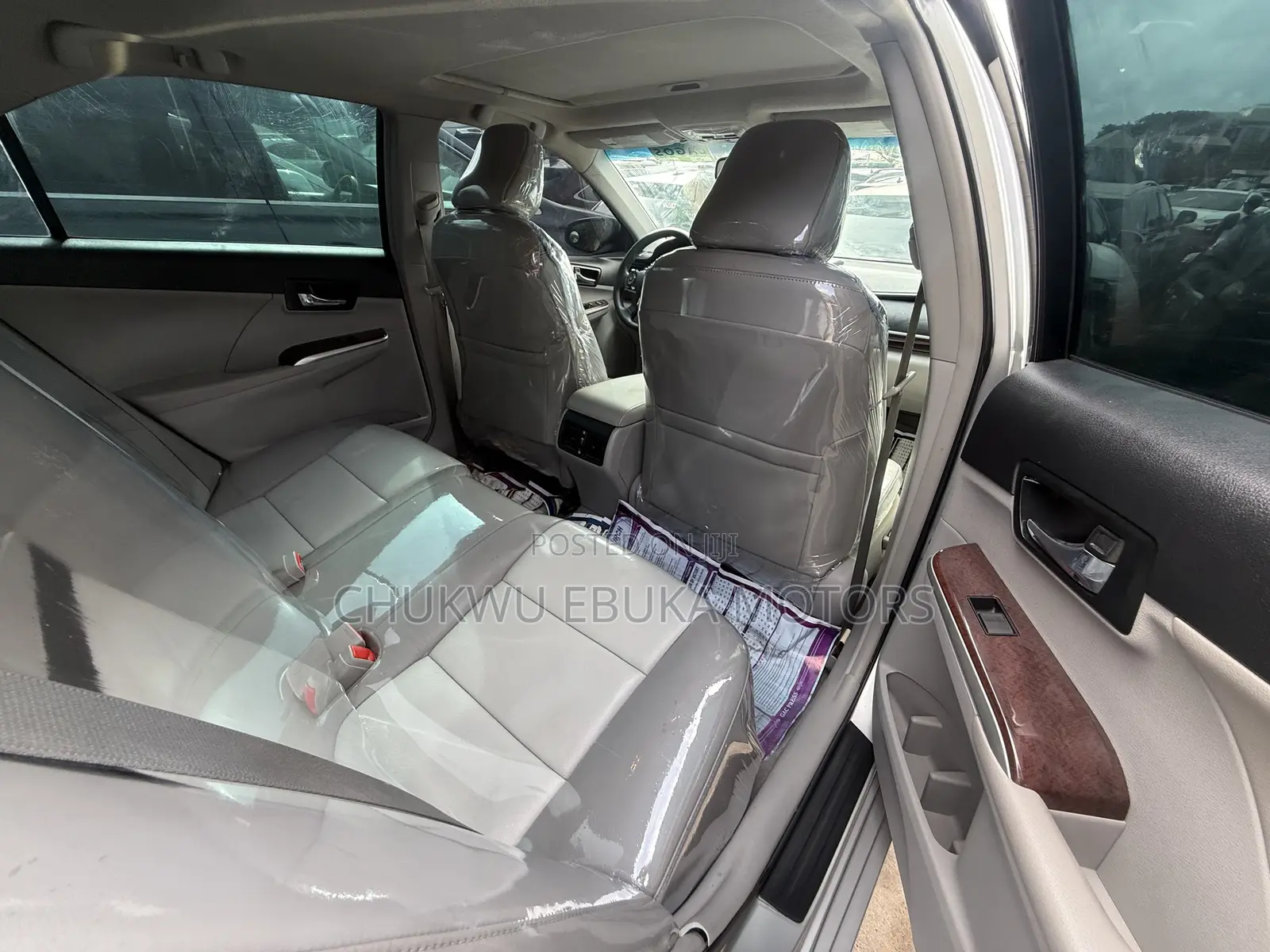 Toyota Camry XLE 4dr Sedan (2.5L 4cyl 6A) 2012 Silver