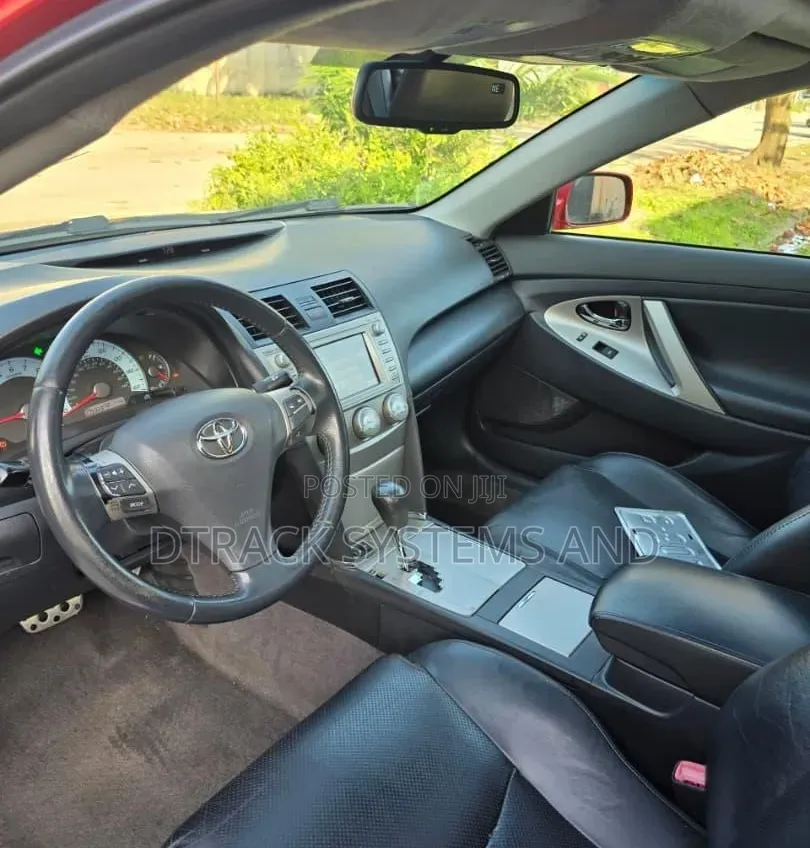 Toyota Camry SE V6 4dr Sedan (3.5L 6cyl 6AM) 2010 Red