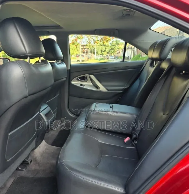Toyota Camry SE V6 4dr Sedan (3.5L 6cyl 6AM) 2010 Red