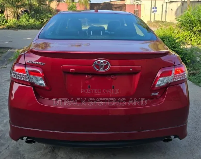 Toyota Camry SE V6 4dr Sedan (3.5L 6cyl 6AM) 2010 Red