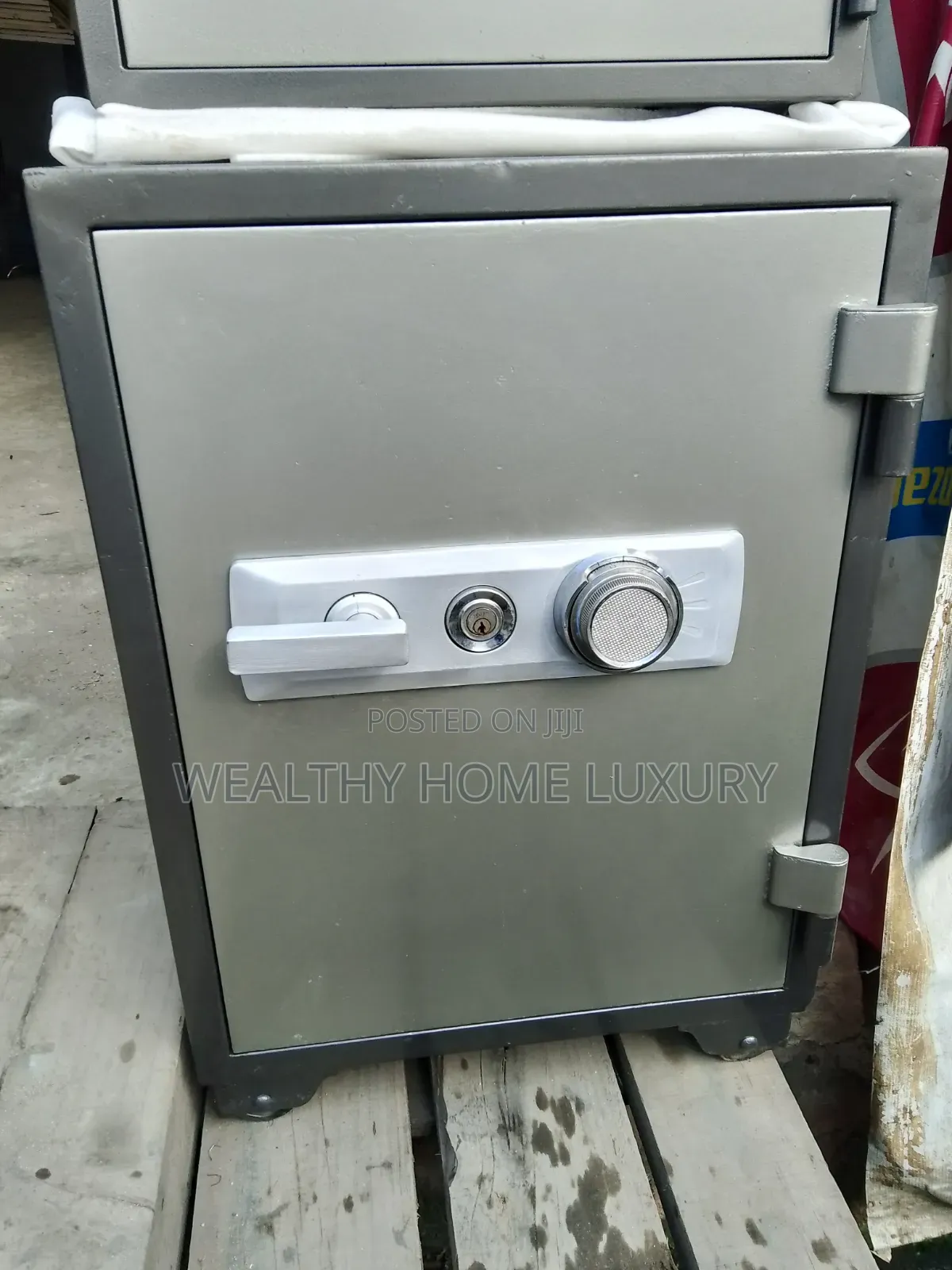 Premium Armored Cash Safe Deposit Box for Offices, Banks & Homes