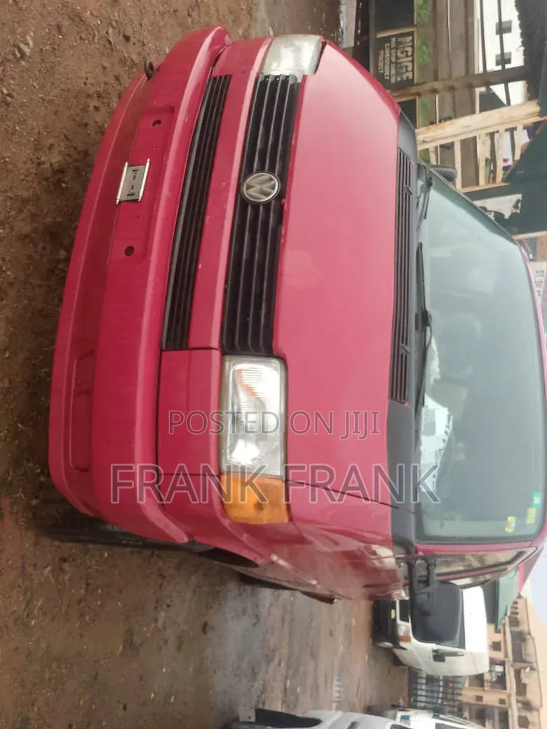 Volkswagen Transporter 2002 Red