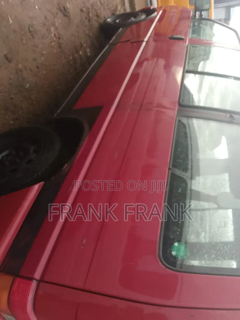 Volkswagen Transporter 2002 Red