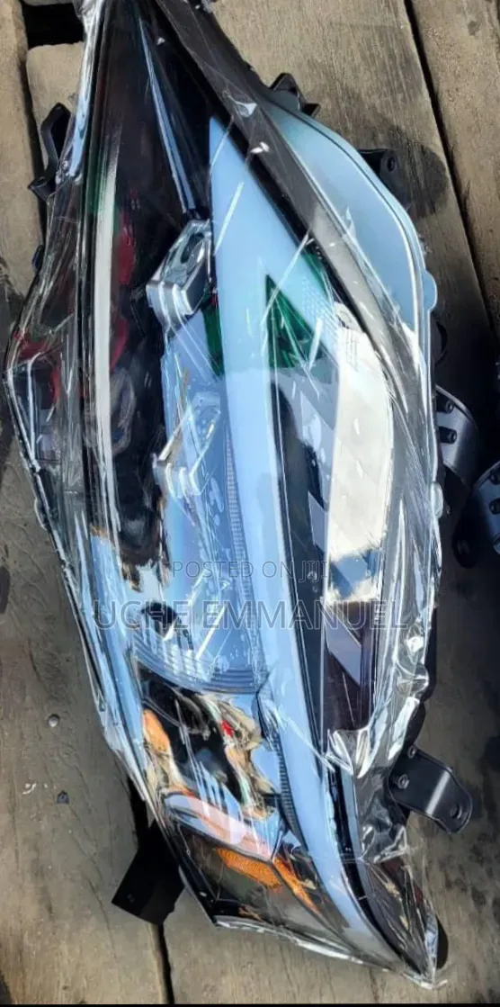 Headlight for Lexus Rx350 Model 2010