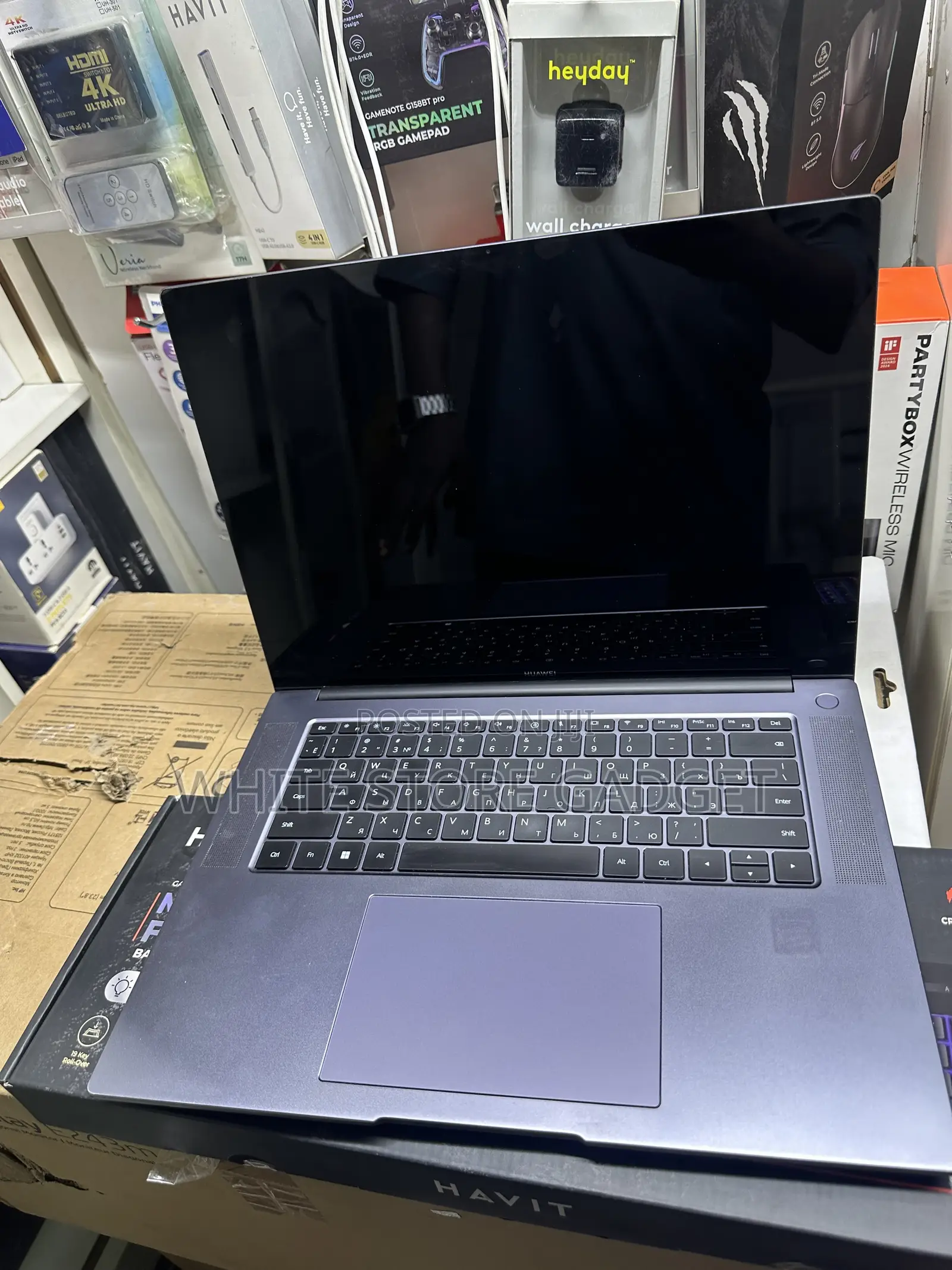 Laptop Huawei MateBook 16s 16GB Intel Core i9 SSD 1T
