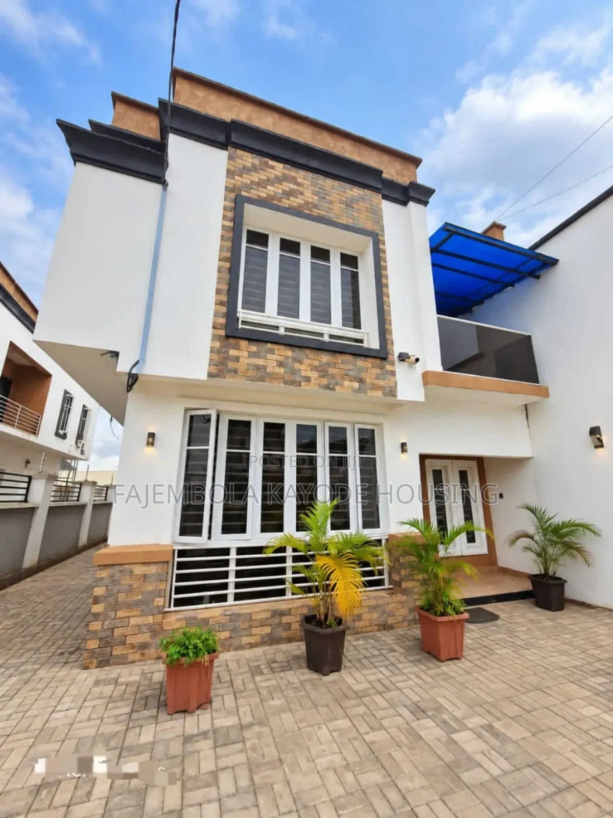 Furnished 4bdrm Duplex in Carlton Gate, Akobo for rent