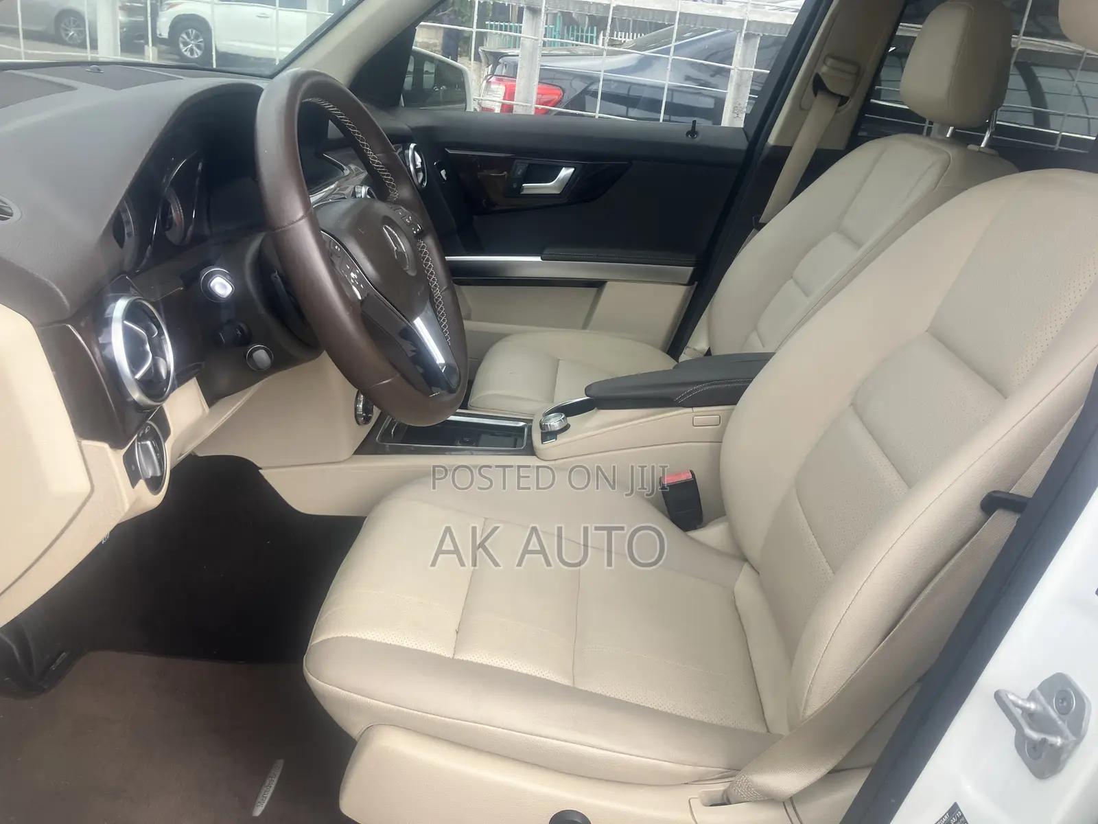Mercedes-Benz GLK-Class Base GLK 250 BlueTEC 4dr AWD 4MATIC (2.1L 4cyl)