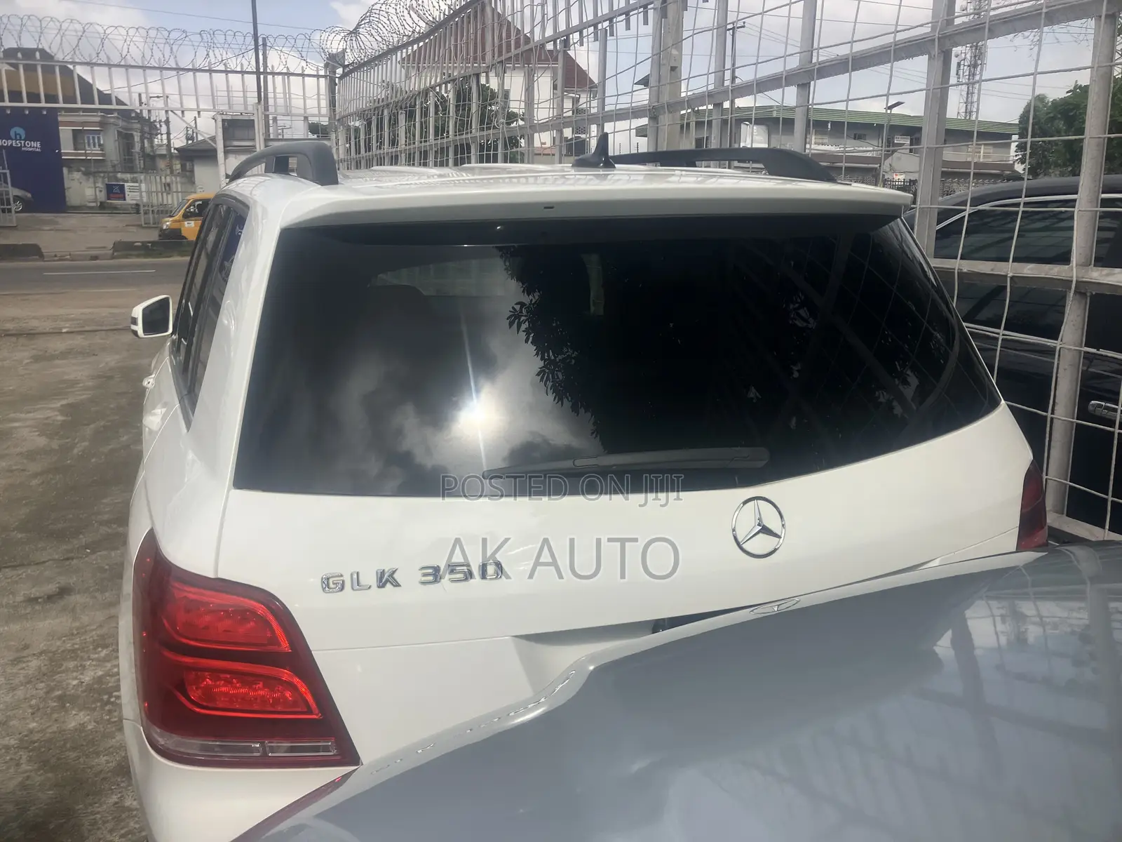 Mercedes-Benz GLK-Class Base GLK 250 BlueTEC 4dr AWD 4MATIC (2.1L 4cyl)