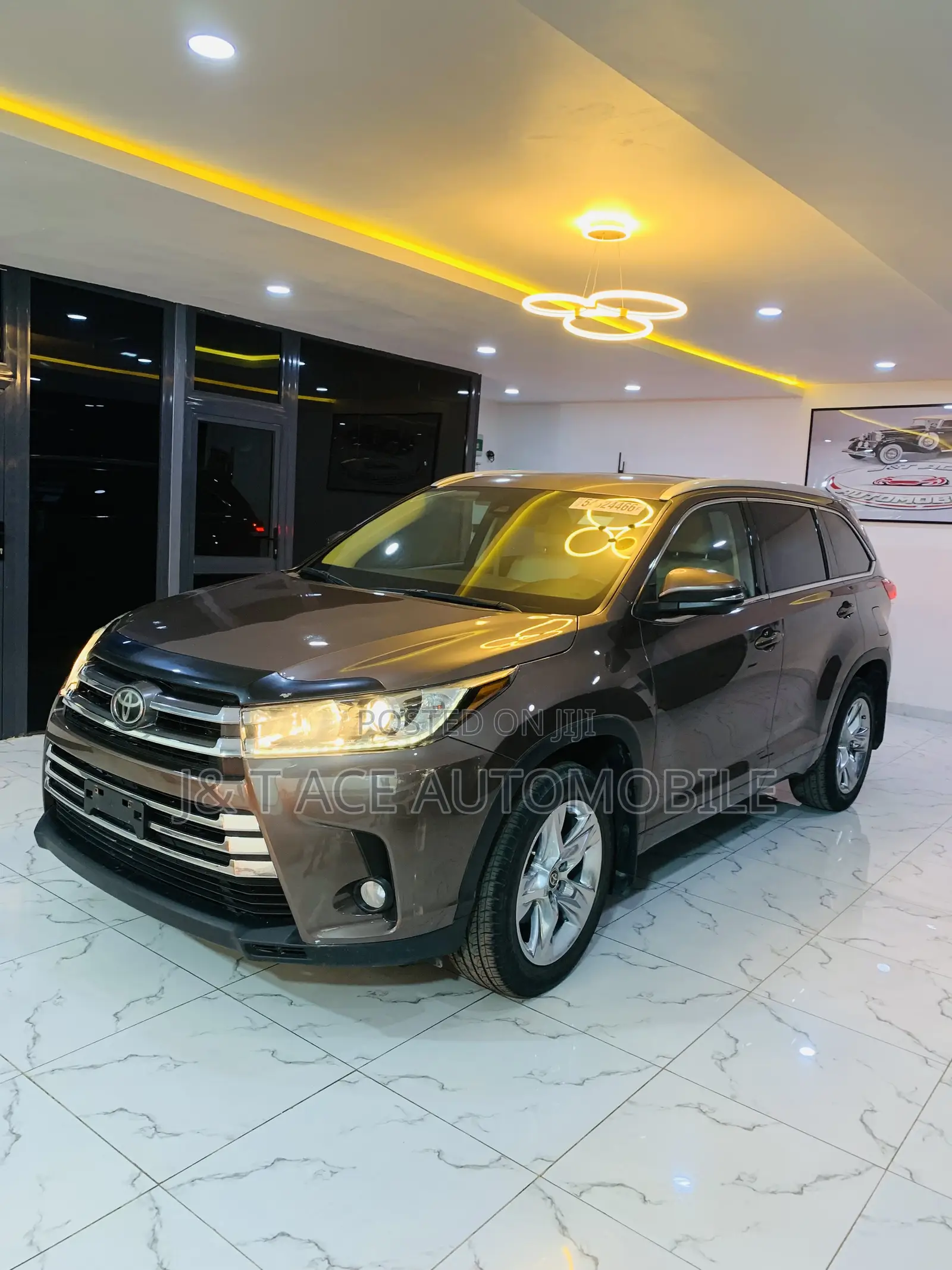 Toyota Highlander 2017 Brown