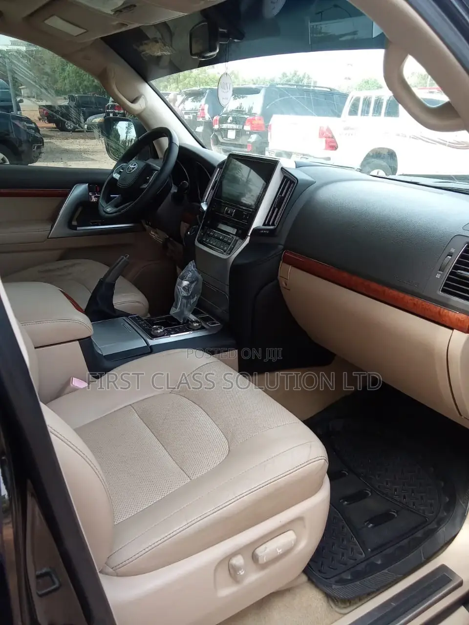 Toyota Landcruiser for Hire