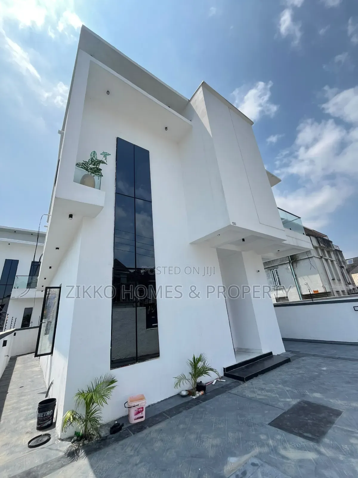4bdrm Duplex in Ajah for sale