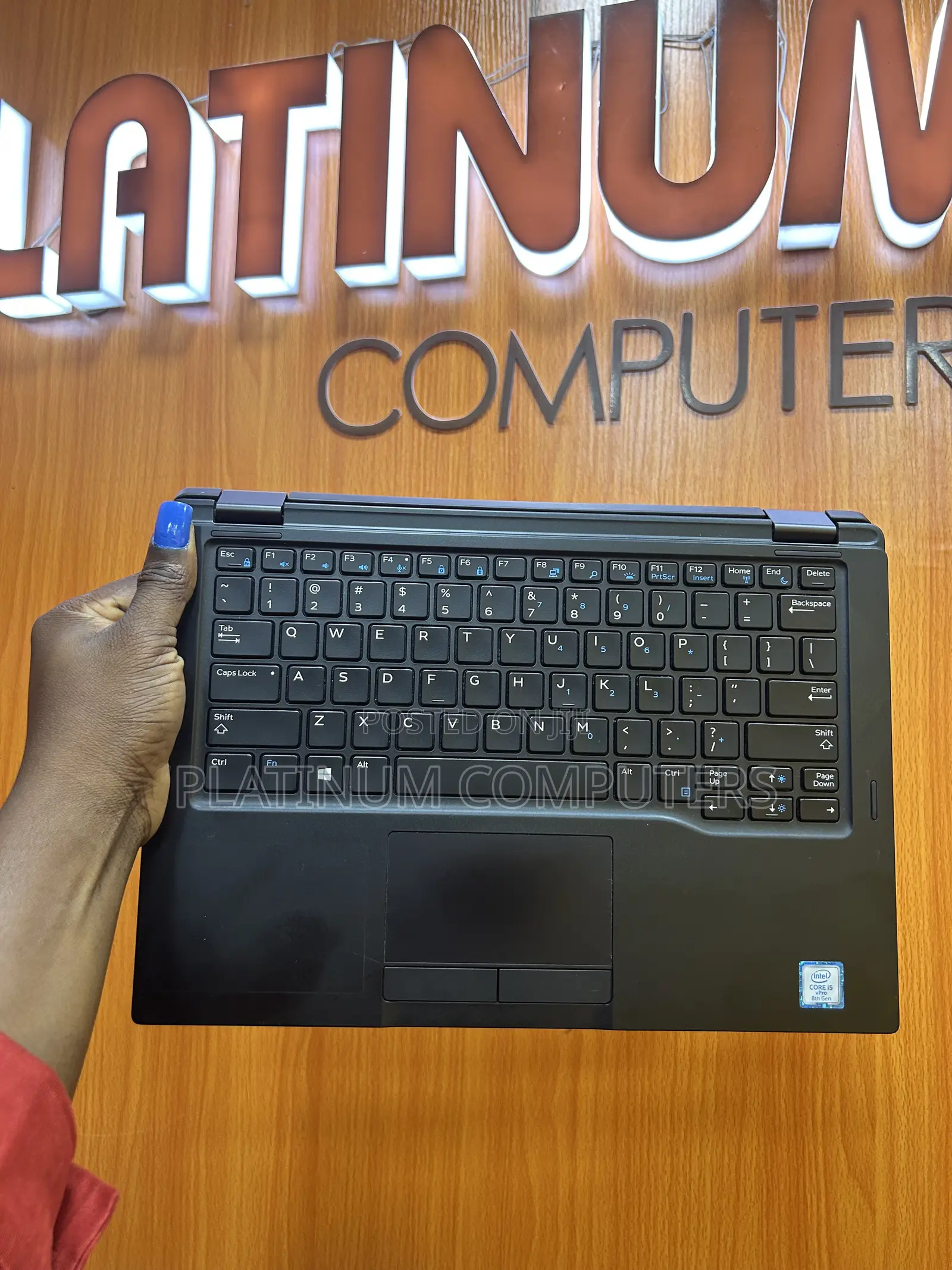 Laptop Dell Latitude 7390 2-in-1 8GB Intel Core i5 SSD 256GB