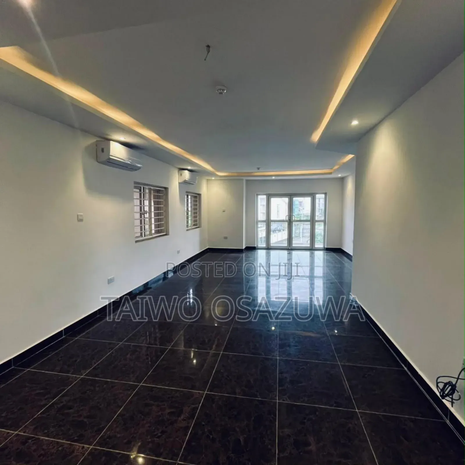 4bdrm Apartment in Banana Island for rent