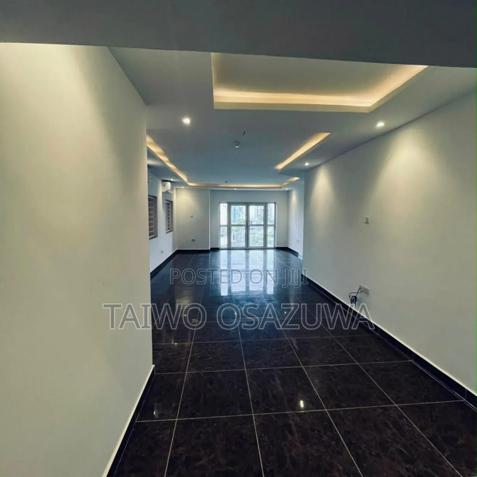 4bdrm Apartment in Banana Island for rent