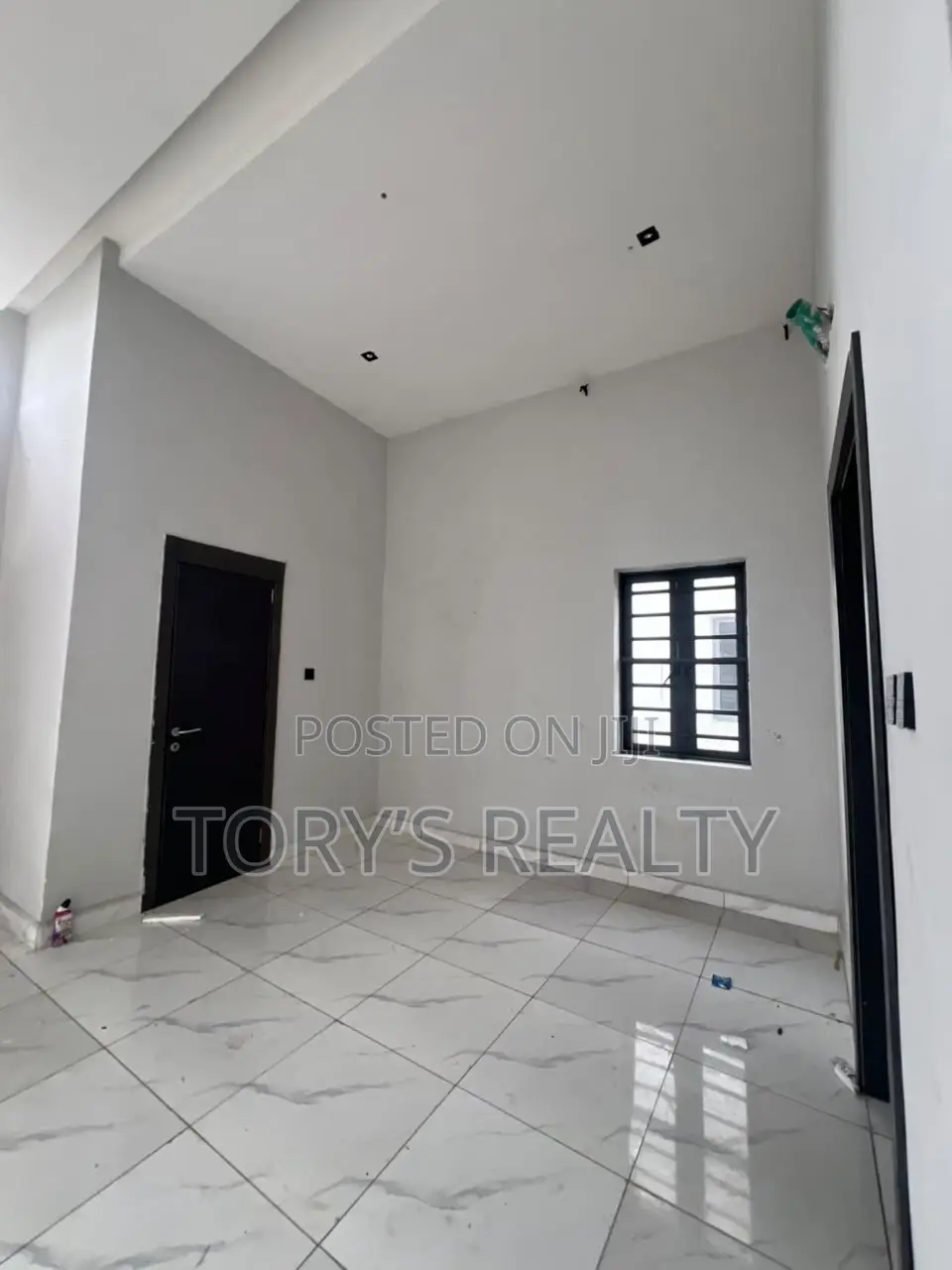 3bdrm Bungalow in Abraham Adesanya Estate for rent