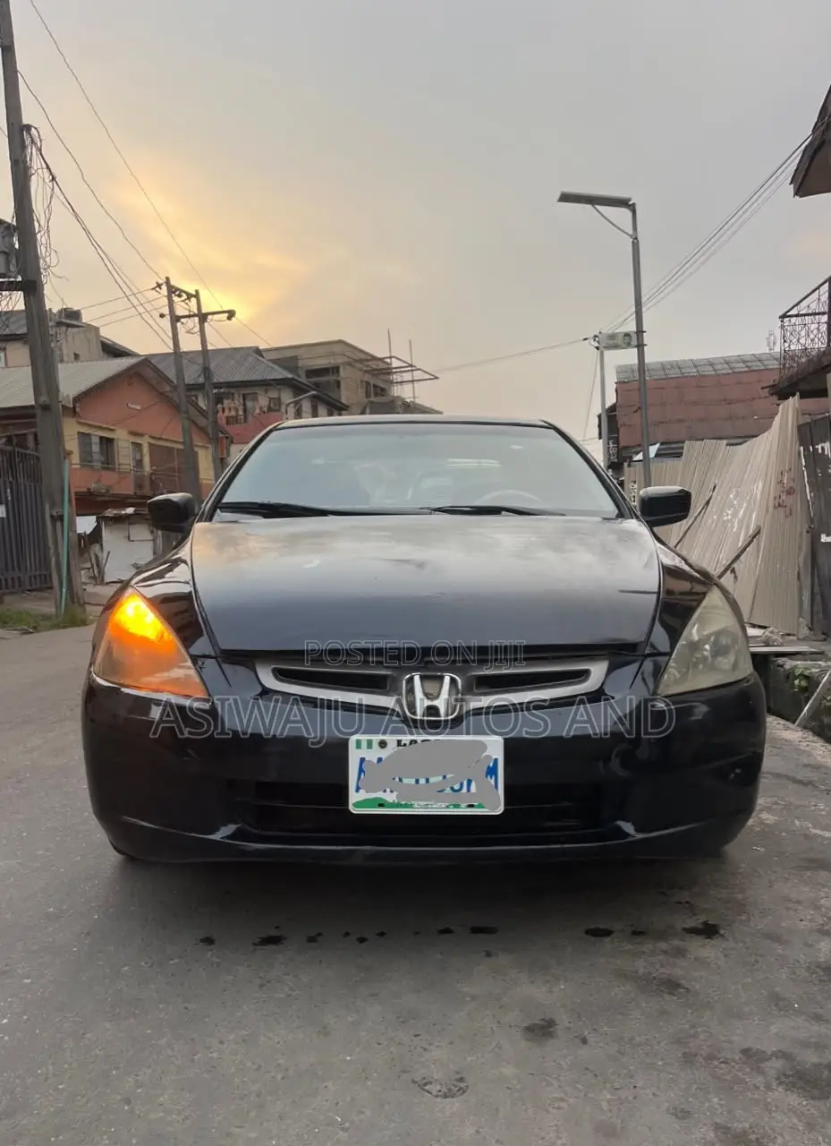 Honda Accord Sedan DX 2004 Black