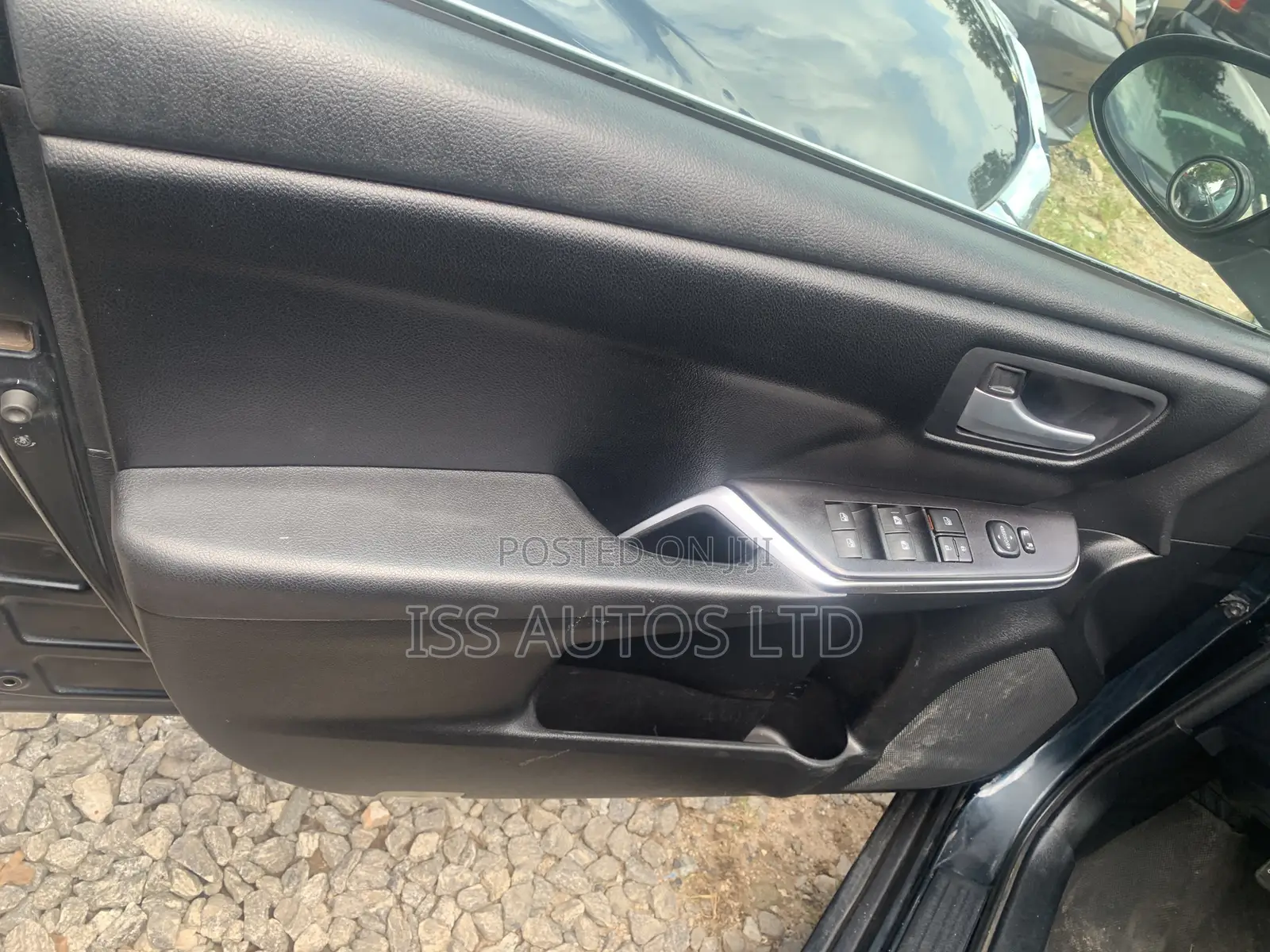 Toyota Camry SE 4dr Sedan (2.5L 4cyl 6A) 2016 Black