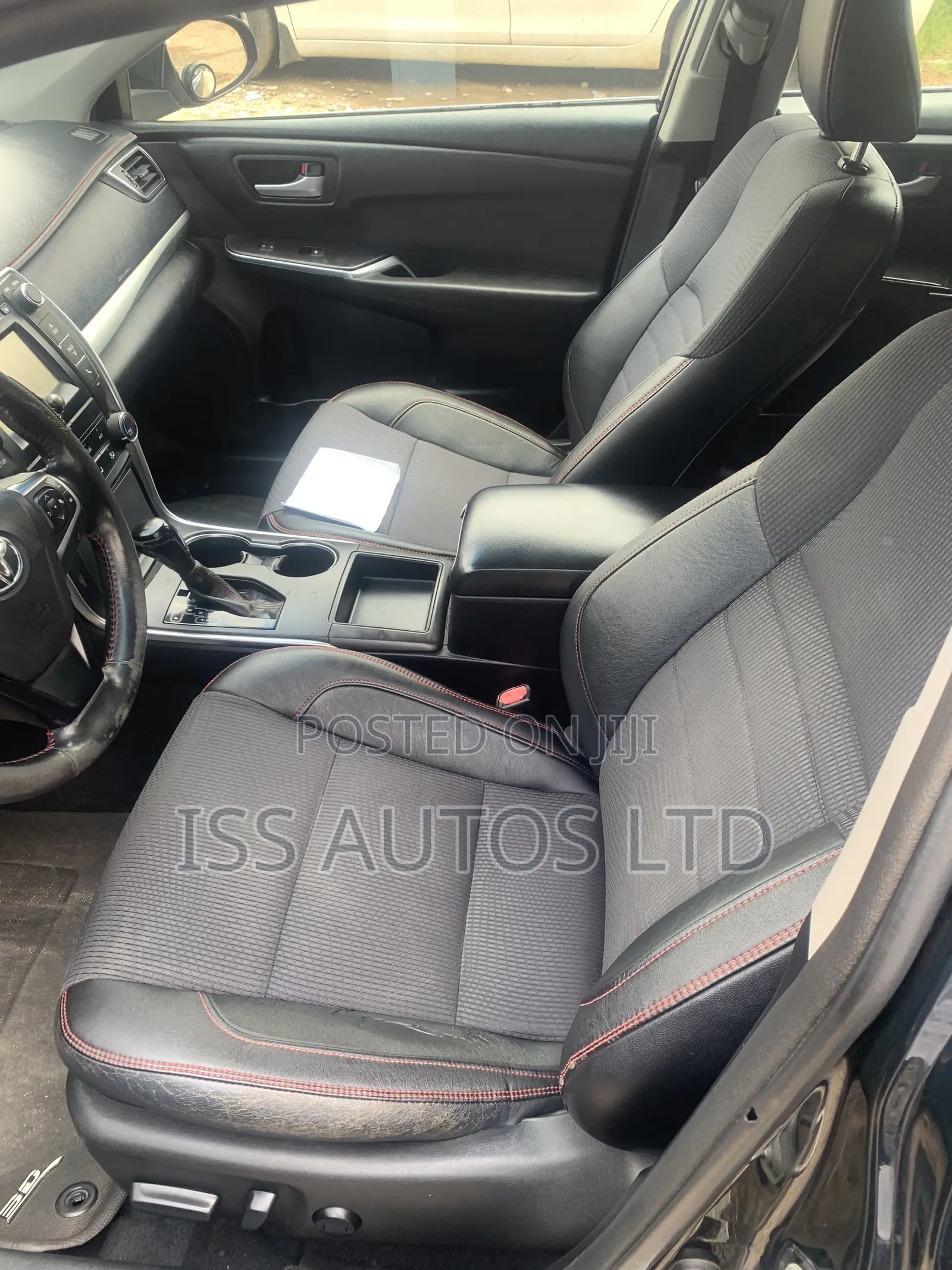 Toyota Camry SE 4dr Sedan (2.5L 4cyl 6A) 2016 Black