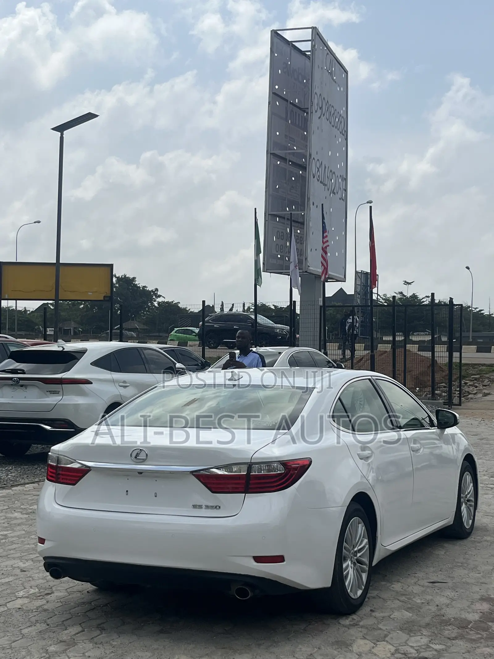 Lexus ES 2013 White