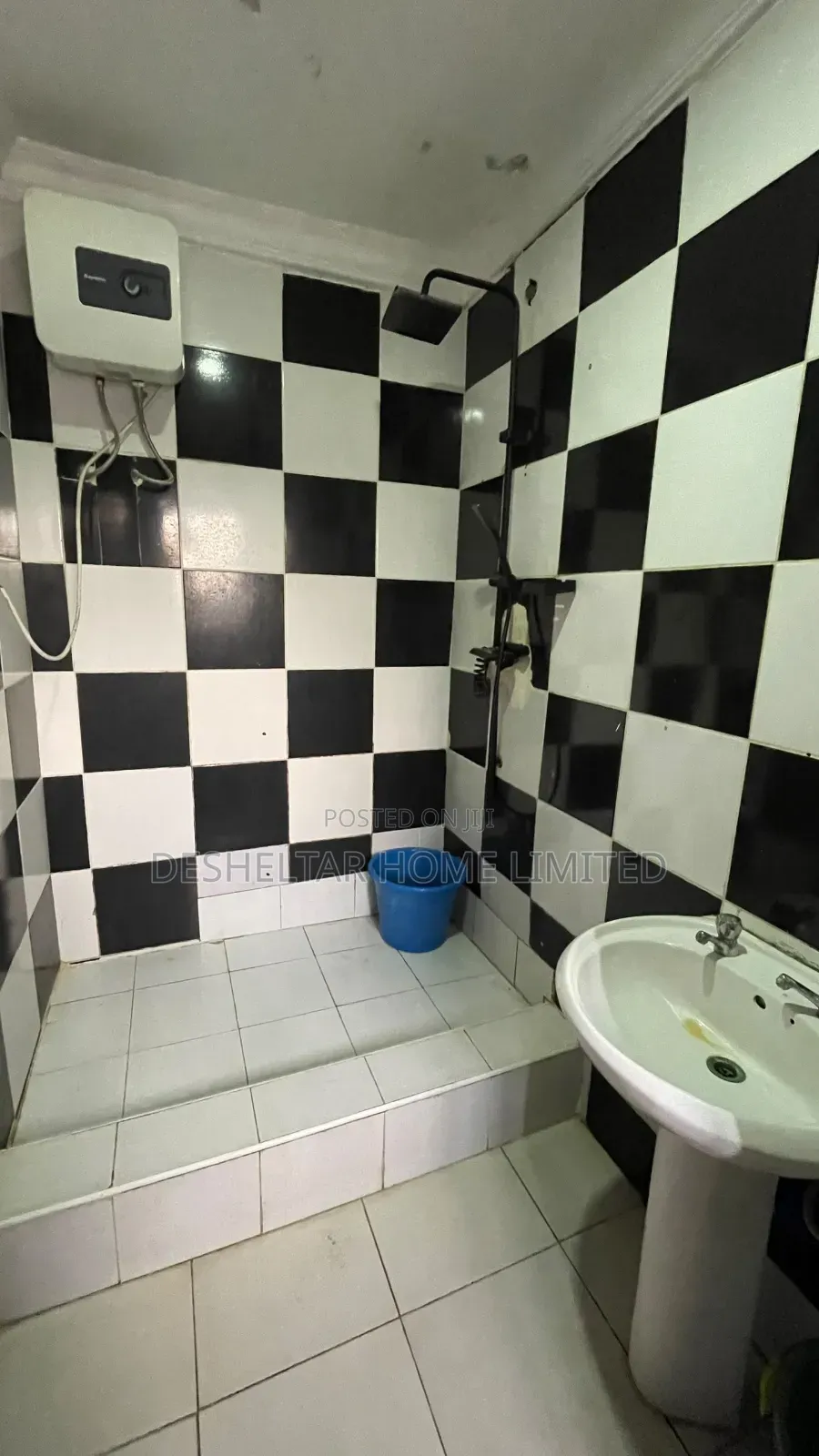3bdrm Shared Apartment in Southern View Estate, Chevron for rent