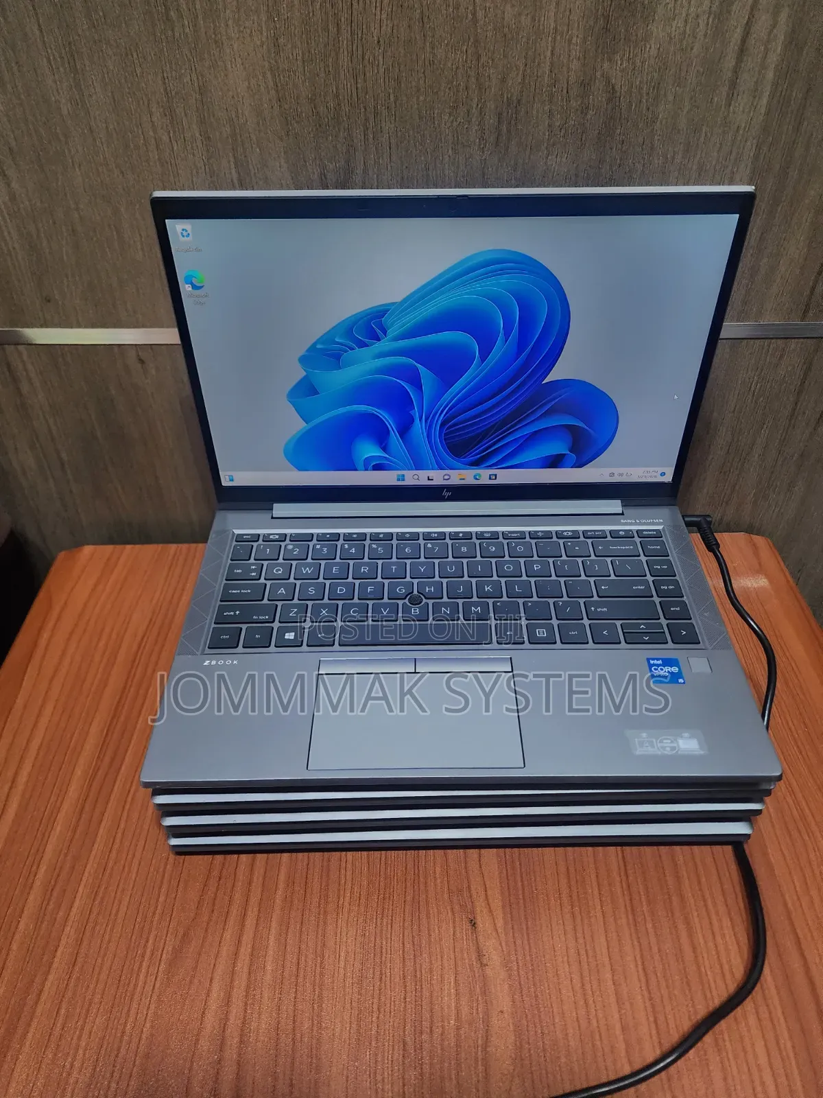 Laptop HP ZBook Firefly G8 16GB Intel Core i7 SSD 512GB