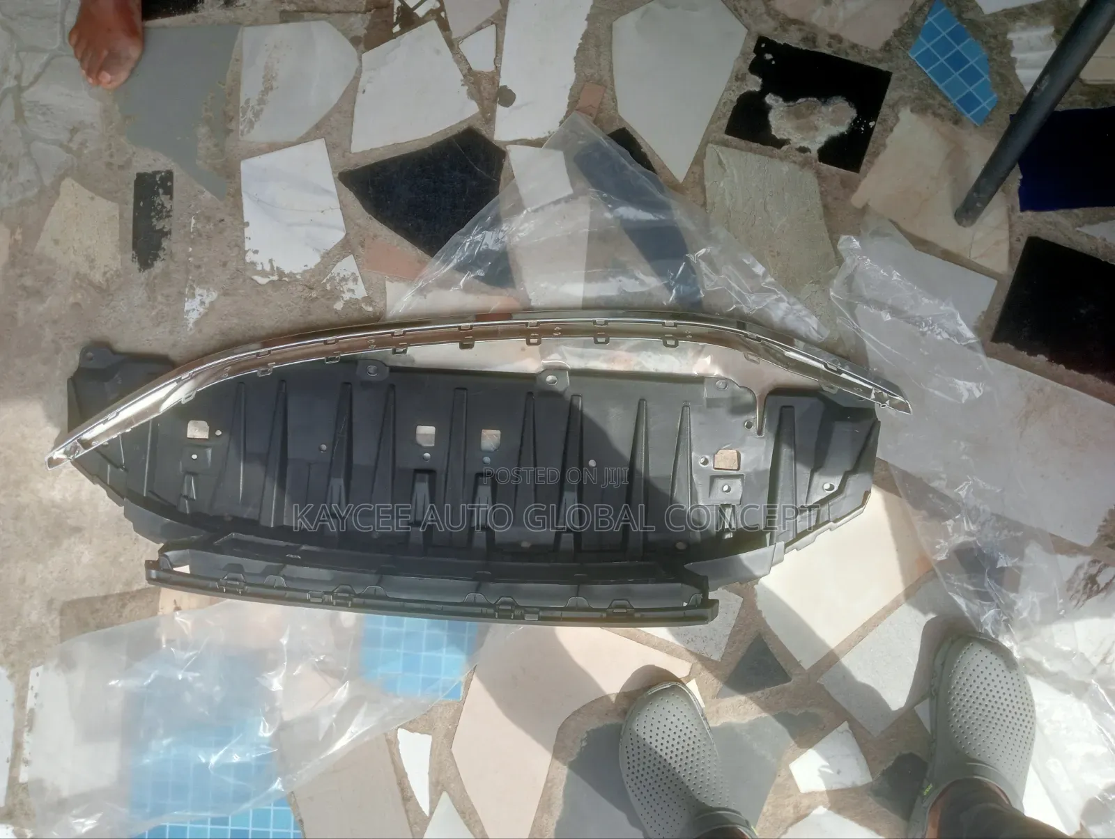 Bumper Grille and Chrome Honda Civic 2014 Model