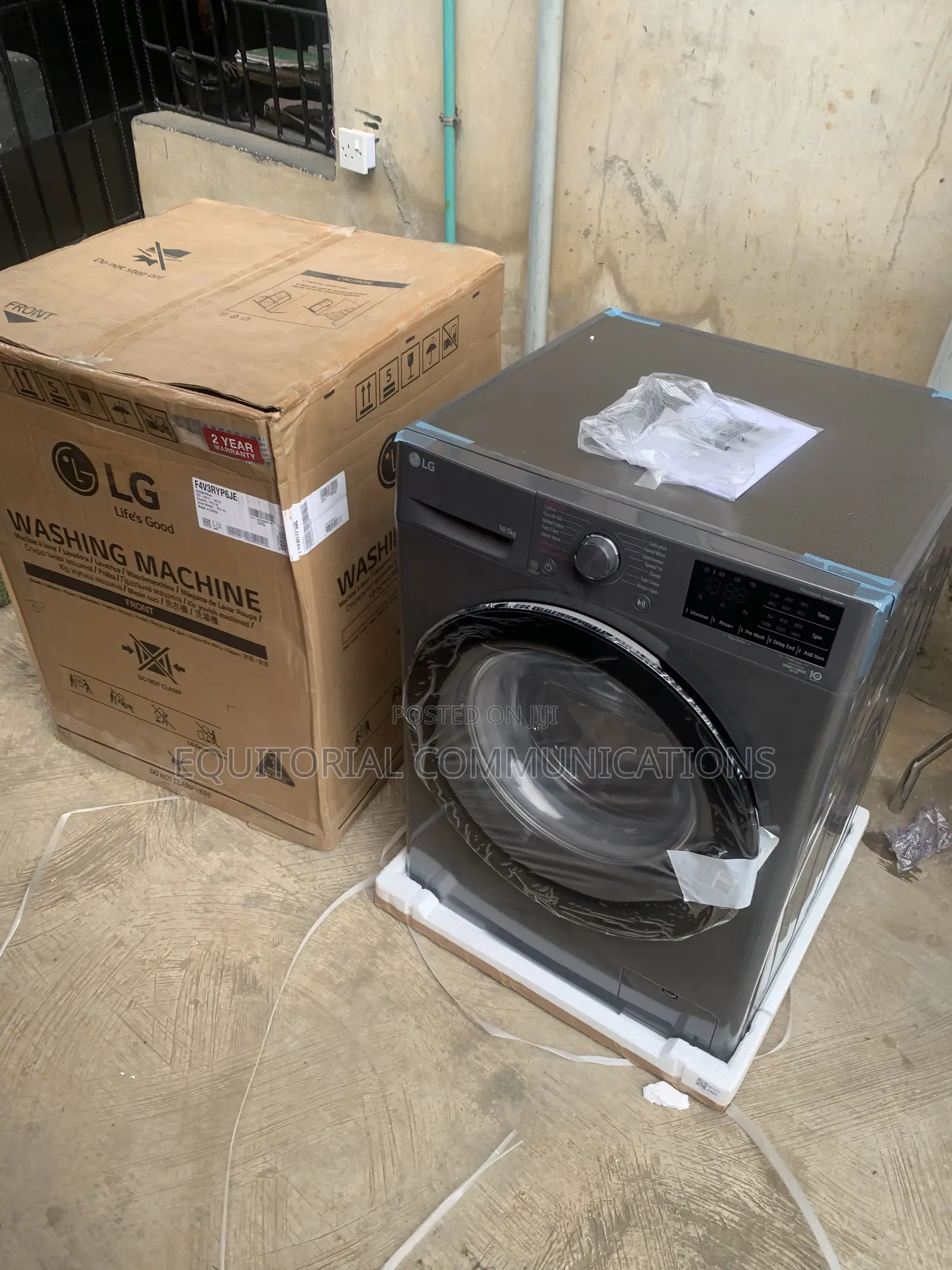 LG F4V3RYP6JE 10.5KG Automatic Front Load Washer